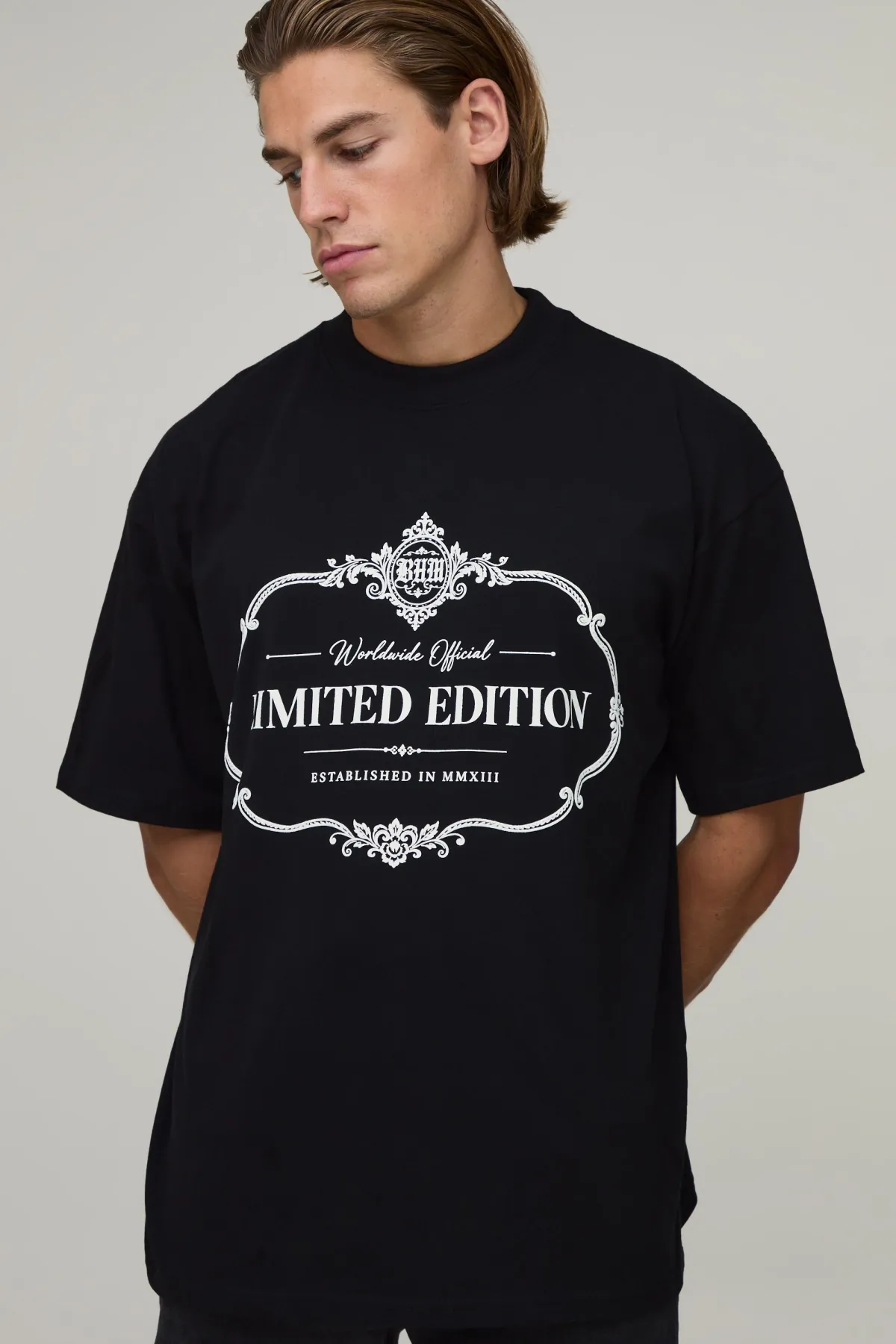 boohooMAN T-shirt Oversize À Imprimé Synthétiqueff Édition Limitée<Homme T-Shirts Impriméstendances|T-Shirts