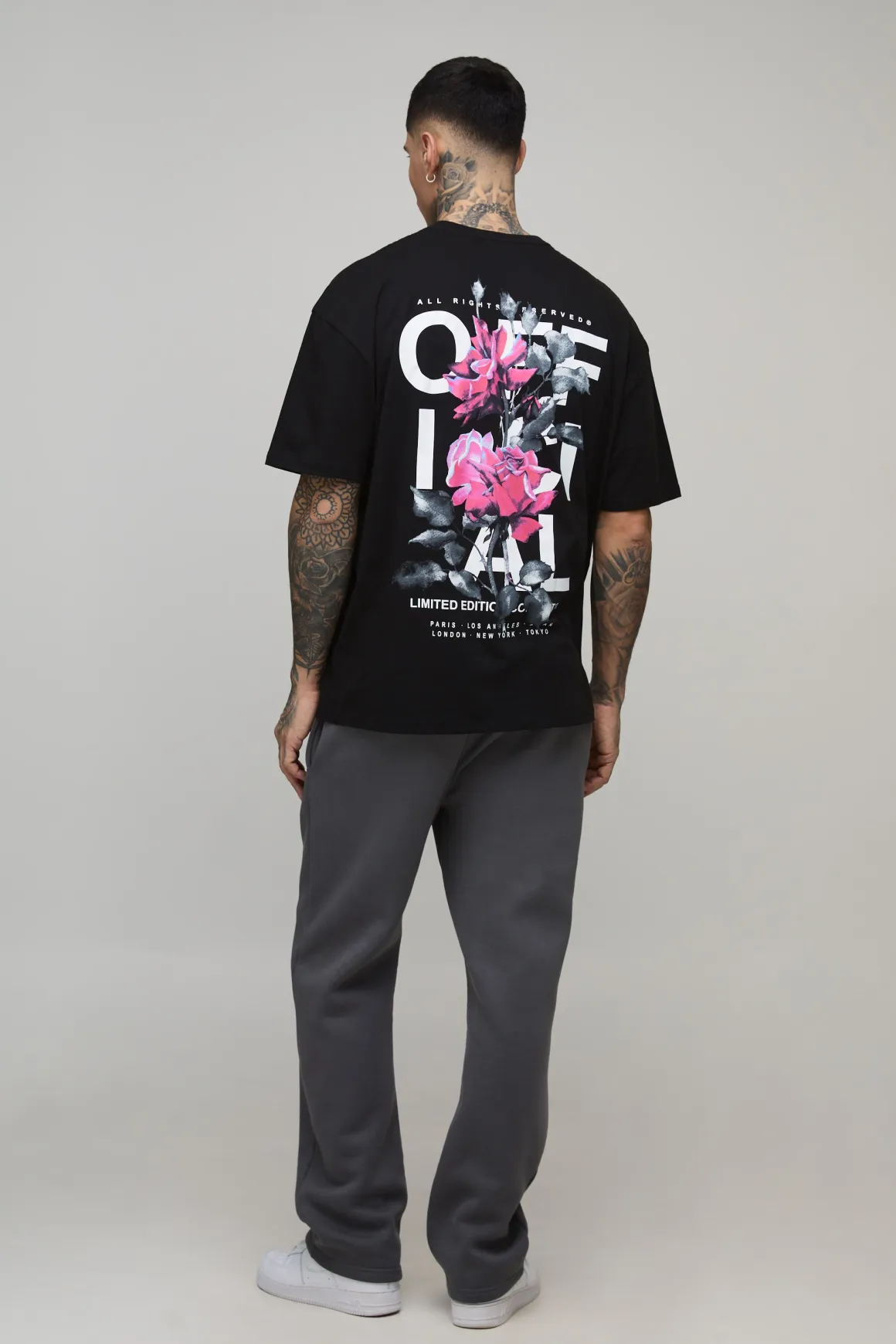 T-shirt officiel à imprimé rose surdimensionné