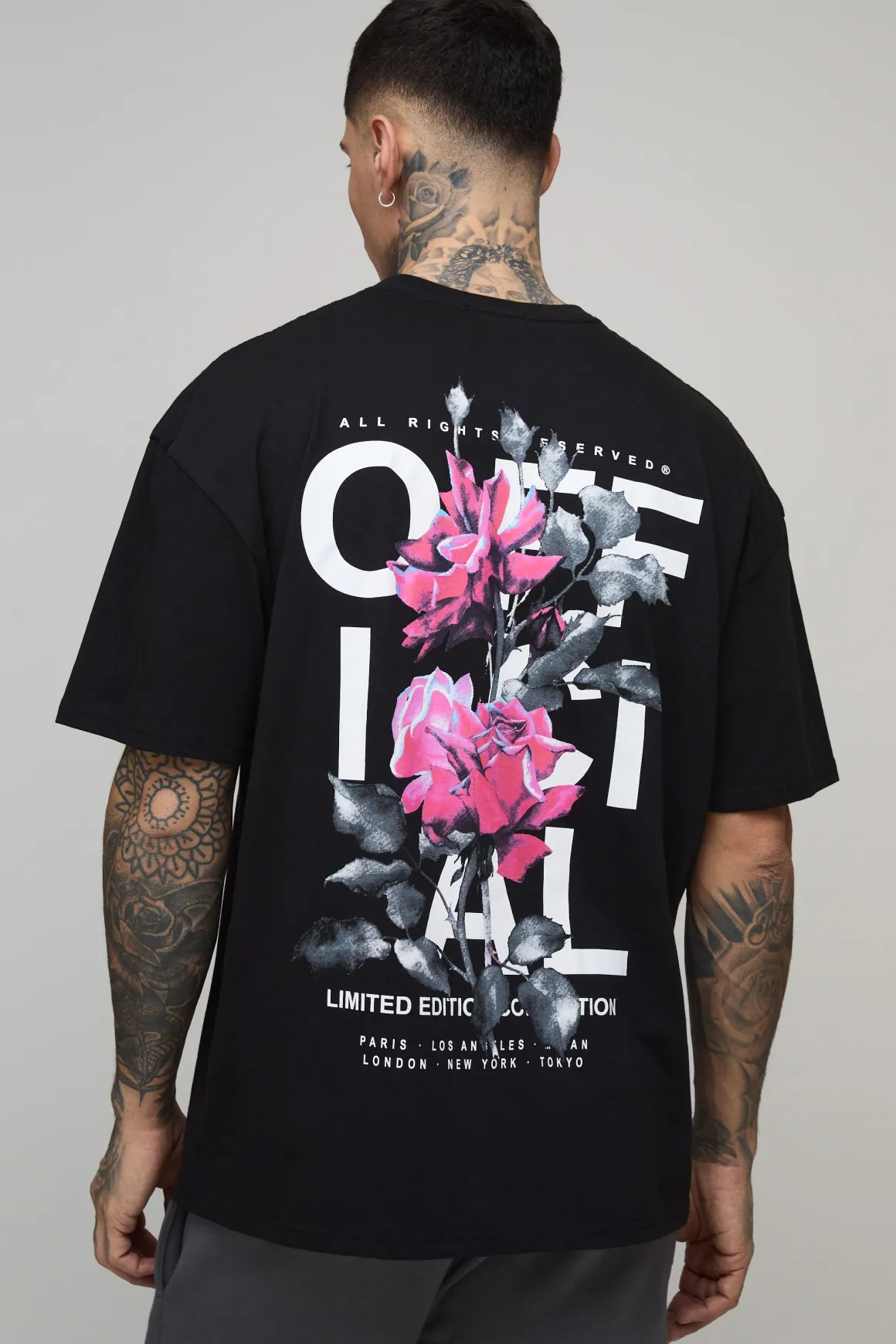 T-shirt officiel à imprimé rose surdimensionné