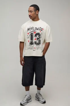 boohooMAN T-shirt Oversize Ample À Imprimé Varsity Worldwide<Homme T-Shirts Impriméstendances|T-Shirts