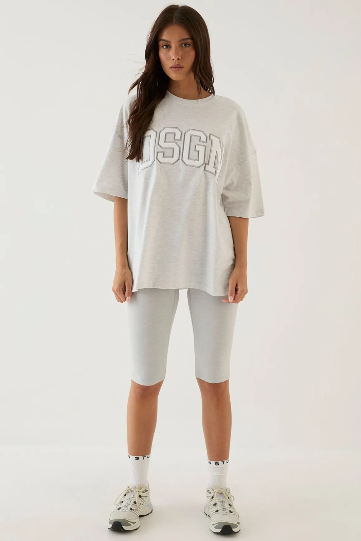 T-shirt Oversize À Appliqué Collégial Dsgn Studio