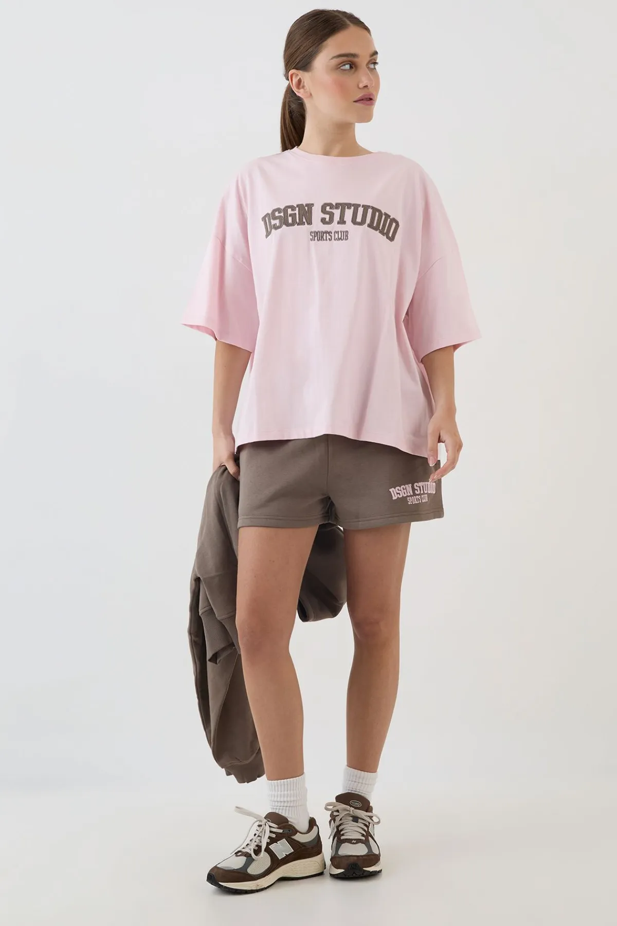 DSGN Studio T-shirt Oversize À Appliqué<Femme Dsgn Studio|Tops