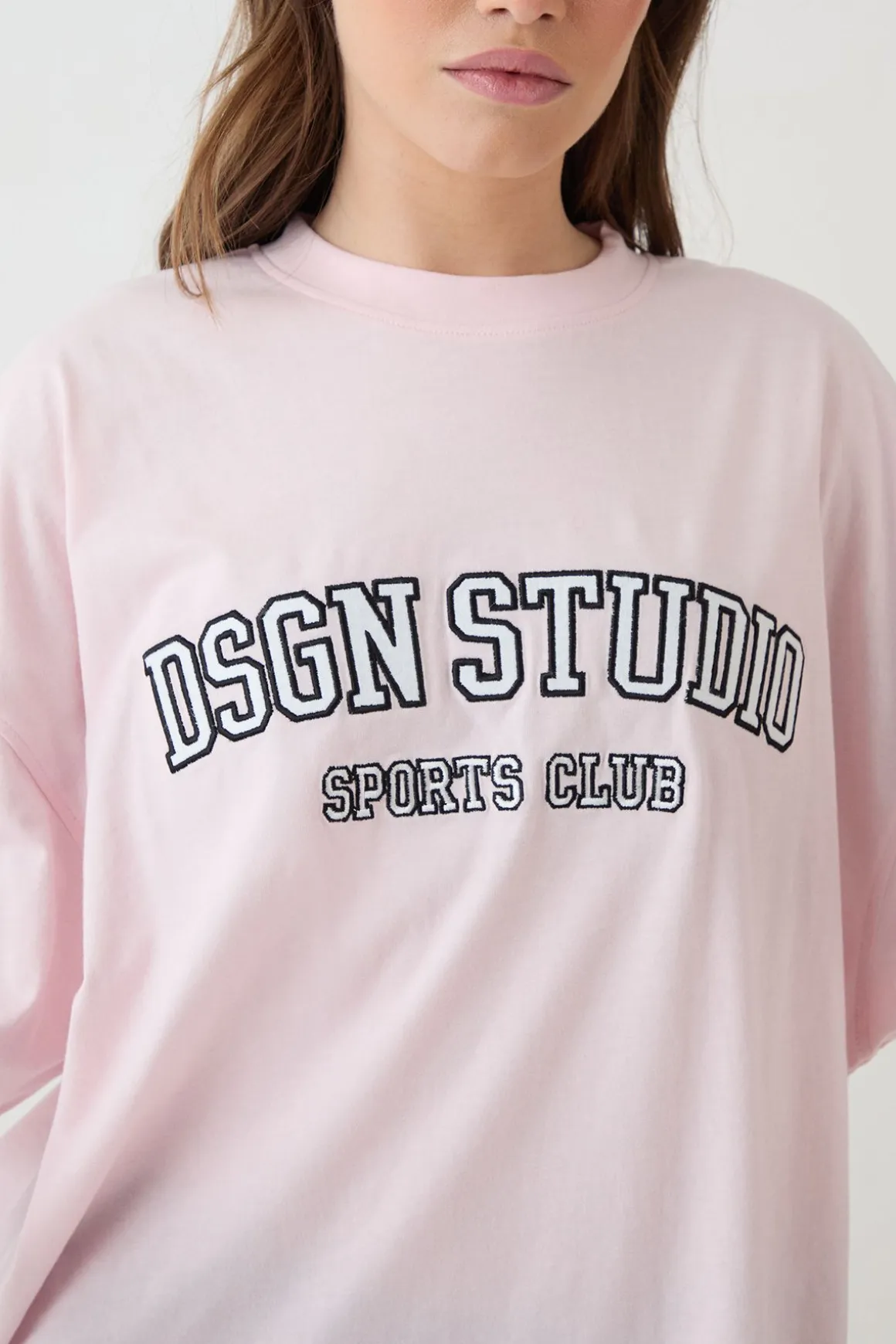 T-shirt Oversize À Appliqué Dsgn Studio