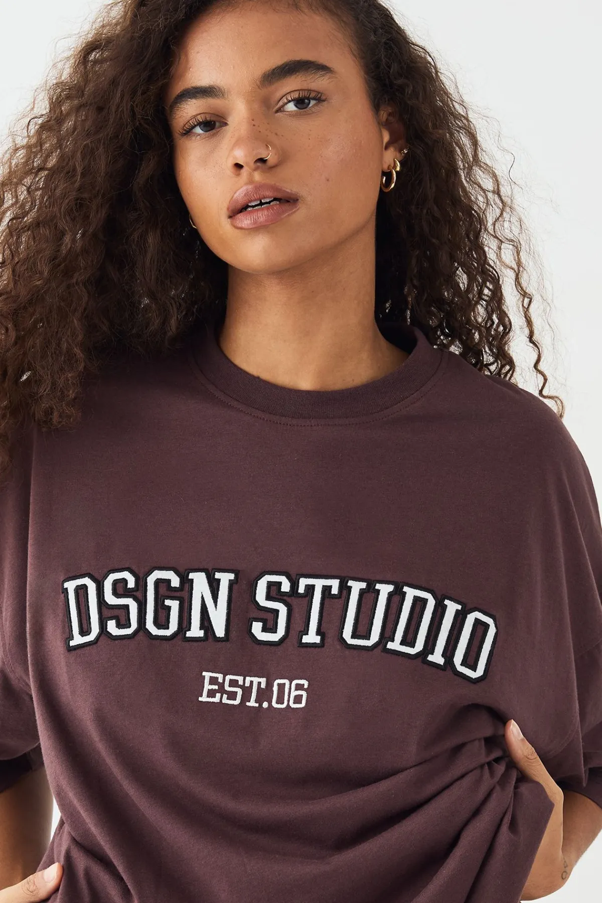 DSGN Studio T-shirt Oversize à Appliqué<Femme Dsgn Studio|Tops