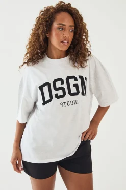 DSGN Studio T-shirt Oversize À Appliqué Universitaire<Femme Dsgn Studio|Tops