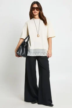 boohoo T-shirt Oversize avec Bordure en Dentelle à l'Ourlet<Femme Satin Et Dentelle|Tops