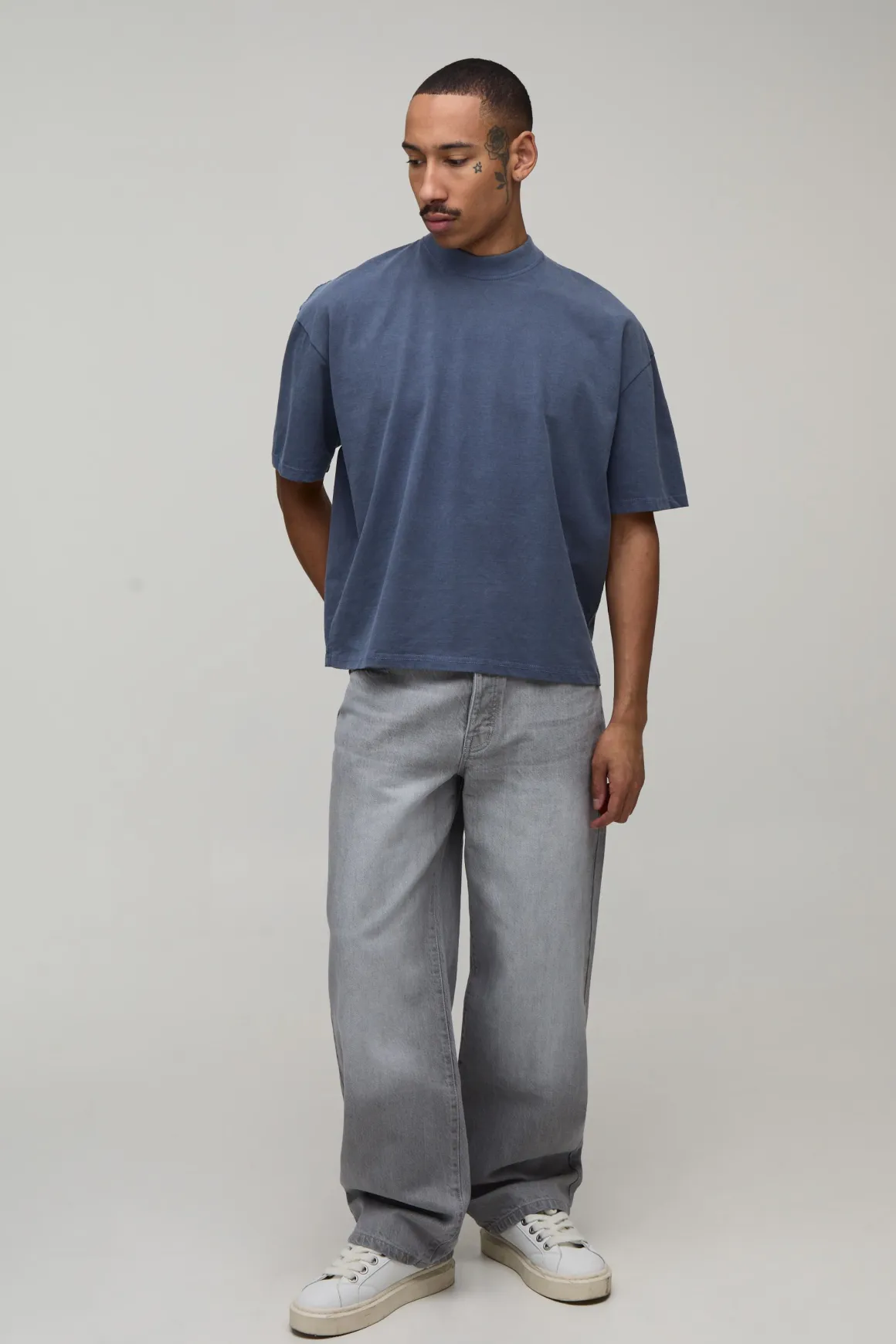 T-shirt Oversize Bleu Marine Délavé Avec Imprimé Synthétiqueff Penthouse