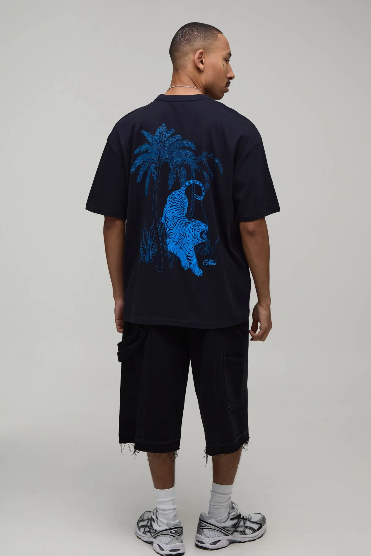 boohooMAN T-shirt Oversize Imprimé Tigre Palmier<Homme T-Shirts Impriméstendances|T-Shirts