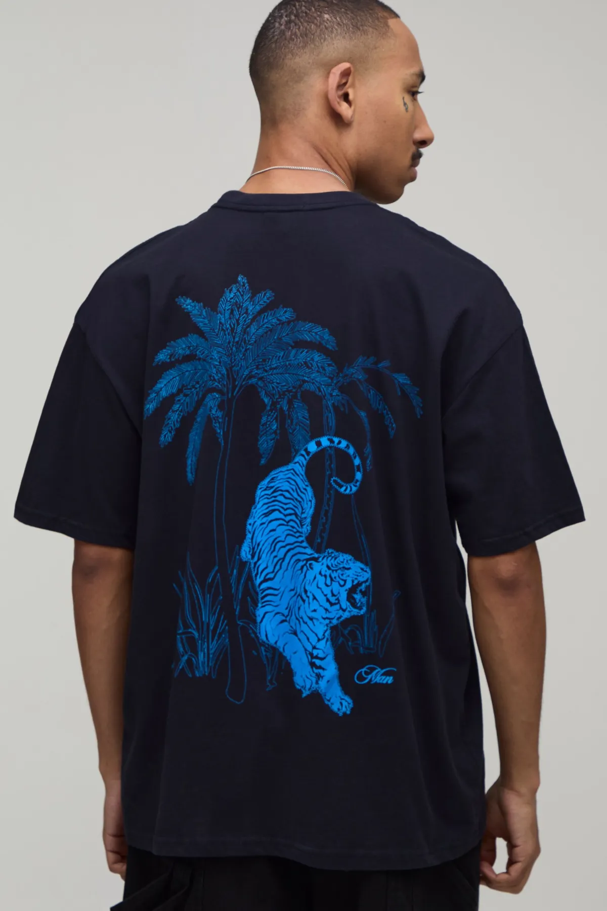 boohooMAN T-shirt Oversize Imprimé Tigre Palmier<Homme T-Shirts Impriméstendances|T-Shirts