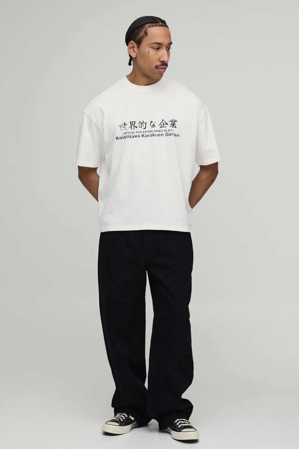 T-Shirt Oversize Boxy avec Broderie Graphique d'Oiseau