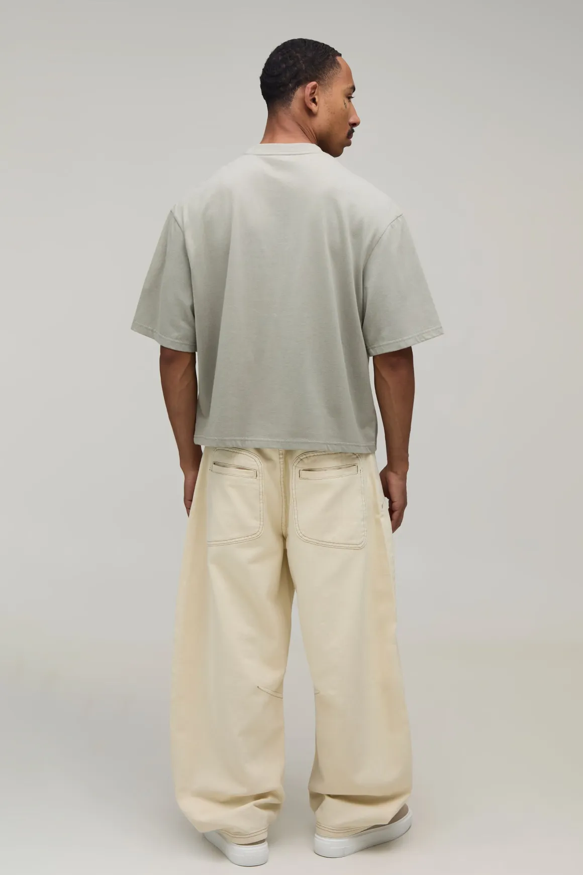 T-shirt Oversize Boxy Poids Lourd Avec B Brodé Et Finition Pêche