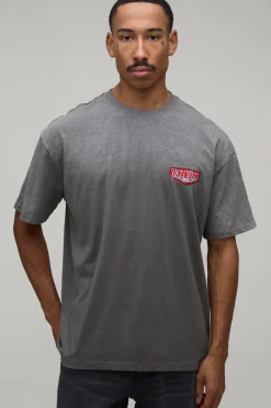 boohooMAN T-shirt Oversize Brodé Ofcl Man Effet Spray Délavé<Homme T-Shirts