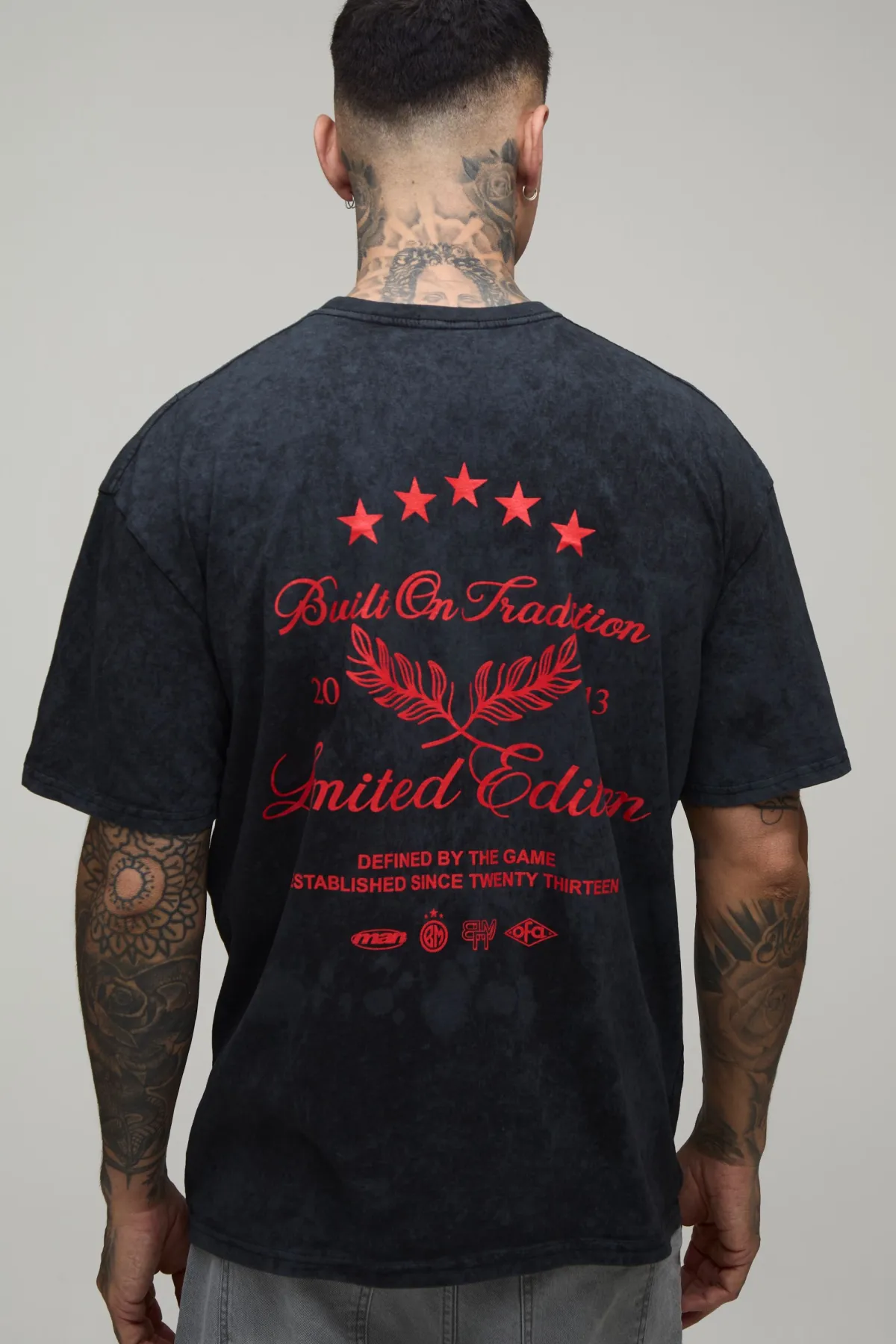 boohooMAN T-shirt Oversize Délavé Charbon Imprimé Built On Tradition Pour Homme Grand<Homme Tout Afficher|Tout Afficher