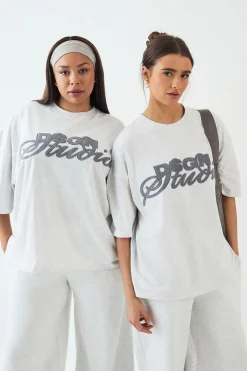 T-Shirt Oversize DSGN Studio avec Appliqué Éponge