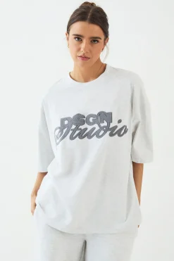 T-Shirt Oversize DSGN Studio avec Appliqué Éponge