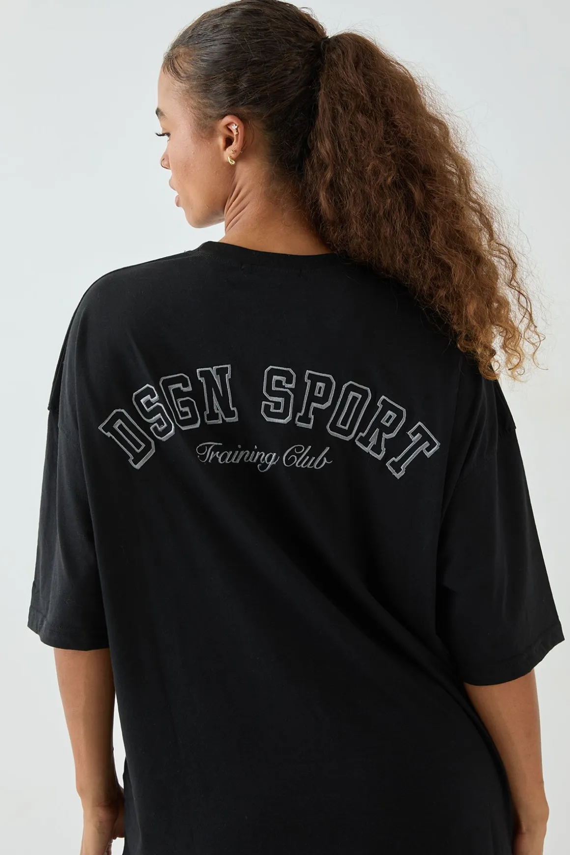 T-Shirt Oversize DSGN Studio Sport Training Club