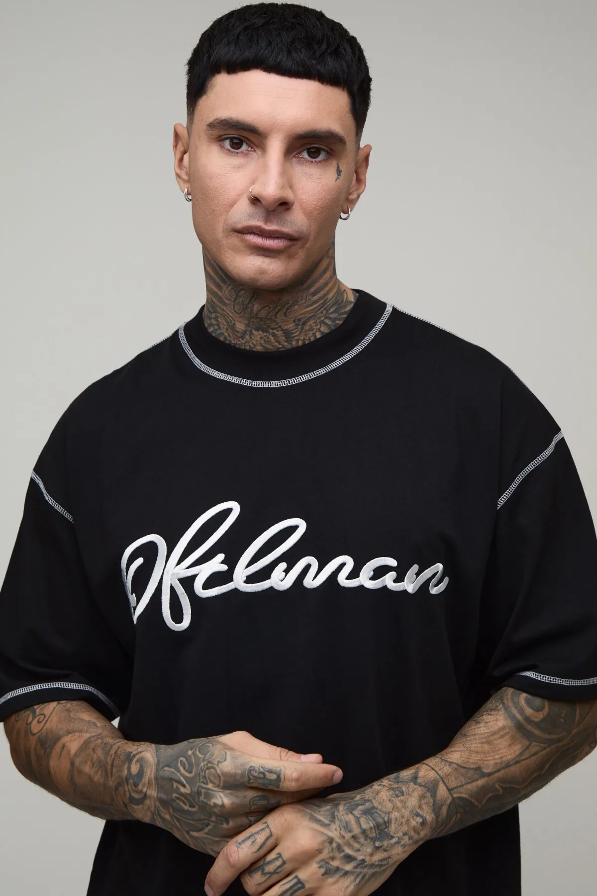boohooMAN T-shirt Oversize Grande Taille Coutures Apparentes Surpiqûres Contrastées Brodé<Homme T-Shirts Tall|Tout Afficher