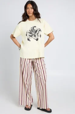 boohoo T-shirt Oversize Imprimé Hibiscus Noir<Femme Tops
