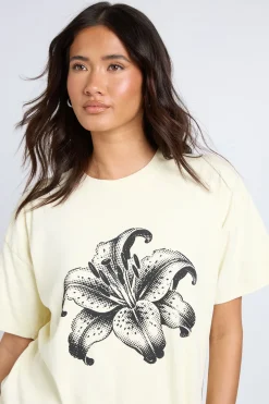 boohoo T-shirt Oversize Imprimé Hibiscus Noir<Femme Tops