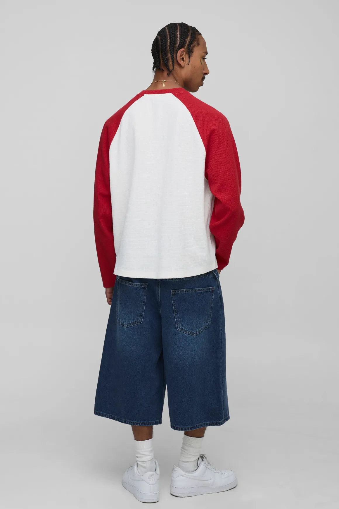 T-shirt oversize, à la coupe carrée, en tissu épais à motif gaufré, col raglan et manches longues