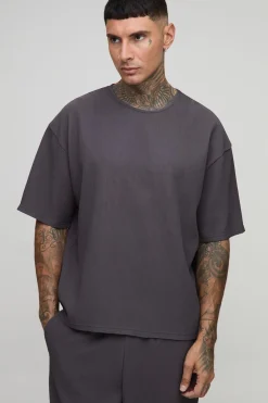 boohooMAN T-shirt oversize plissé et boxy<Homme T-Shirts Tall|Tout Afficher