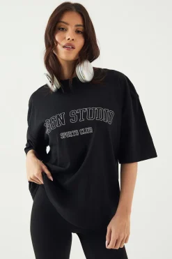 DSGN Studio T-Shirt Oversize Poids Lourd Sports Club<Femme Dsgn Studio|Tops