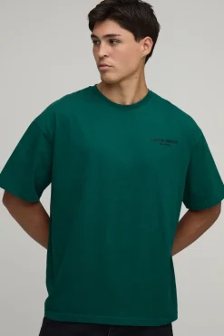 boohooMAN T-shirt Oversize À Texte En Relief Édition Limitée<Homme T-Shirts Impriméstendances|T-Shirts