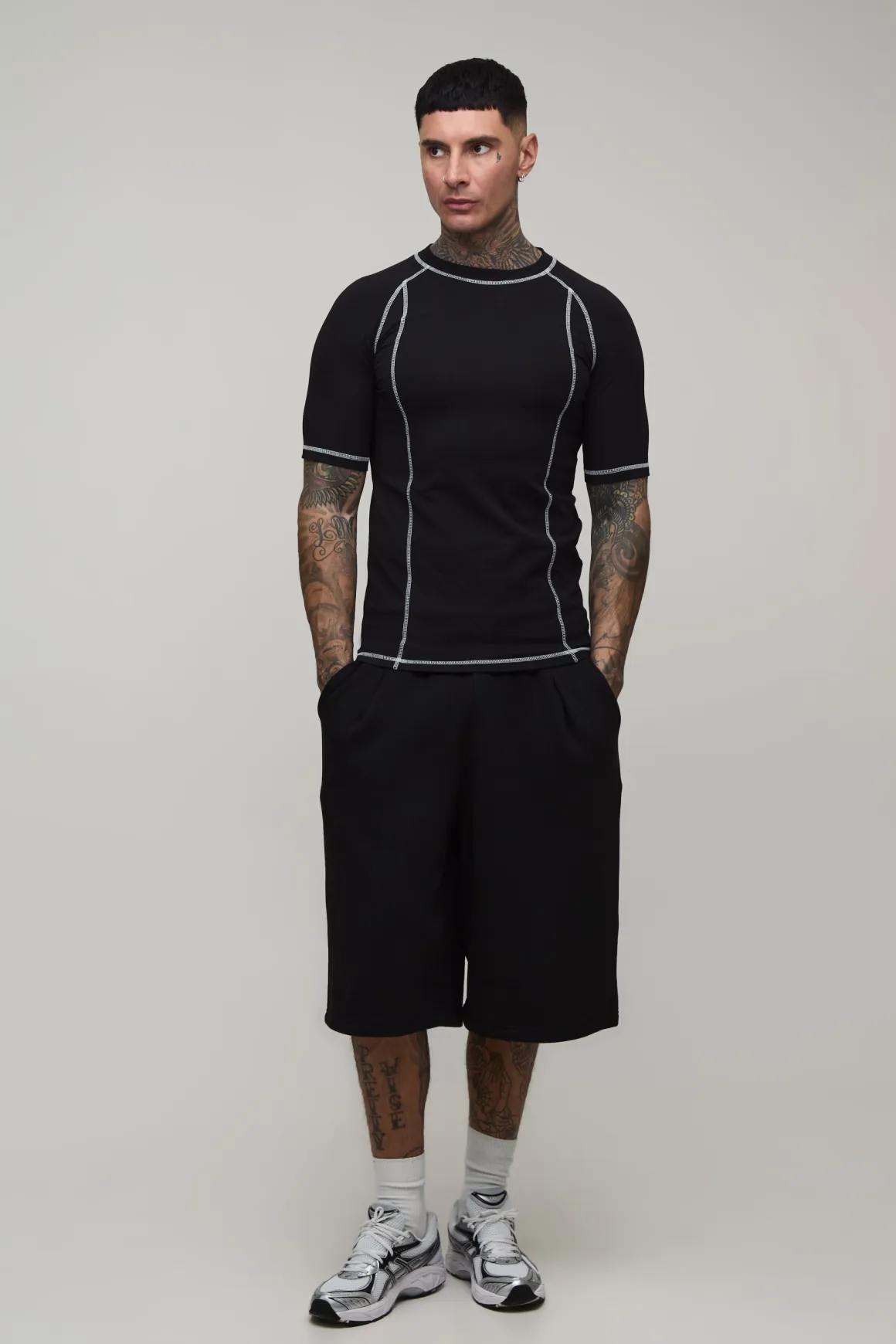 T-shirt Raglan Ajusté Musclé Grande Taille Avec Surpiqûres Contrastées