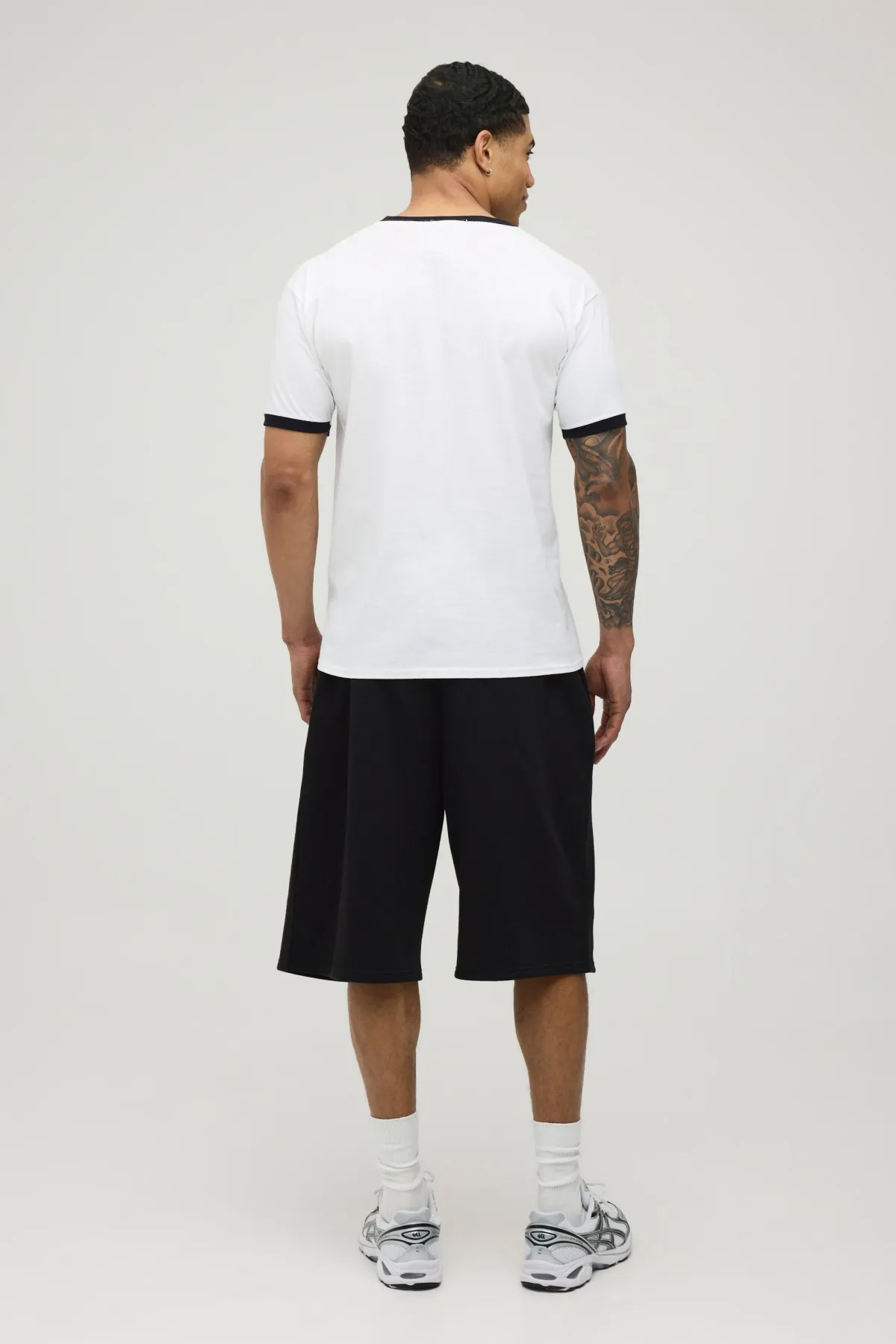boohooMAN T-shirt Ringer Coupe Regular À Imprimé Monaco<Homme T-Shirts Impriméstendances|T-Shirts