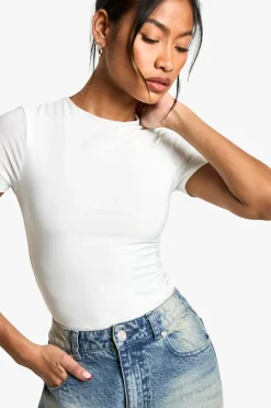 boohoo T-shirt soyeux double épaisseur<Femme Tops