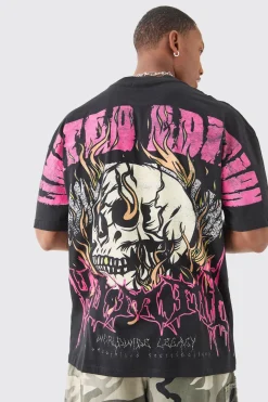 T-shirt surdimensionné à col étendu au-delà de la couture avec imprimé gothique sur le dos