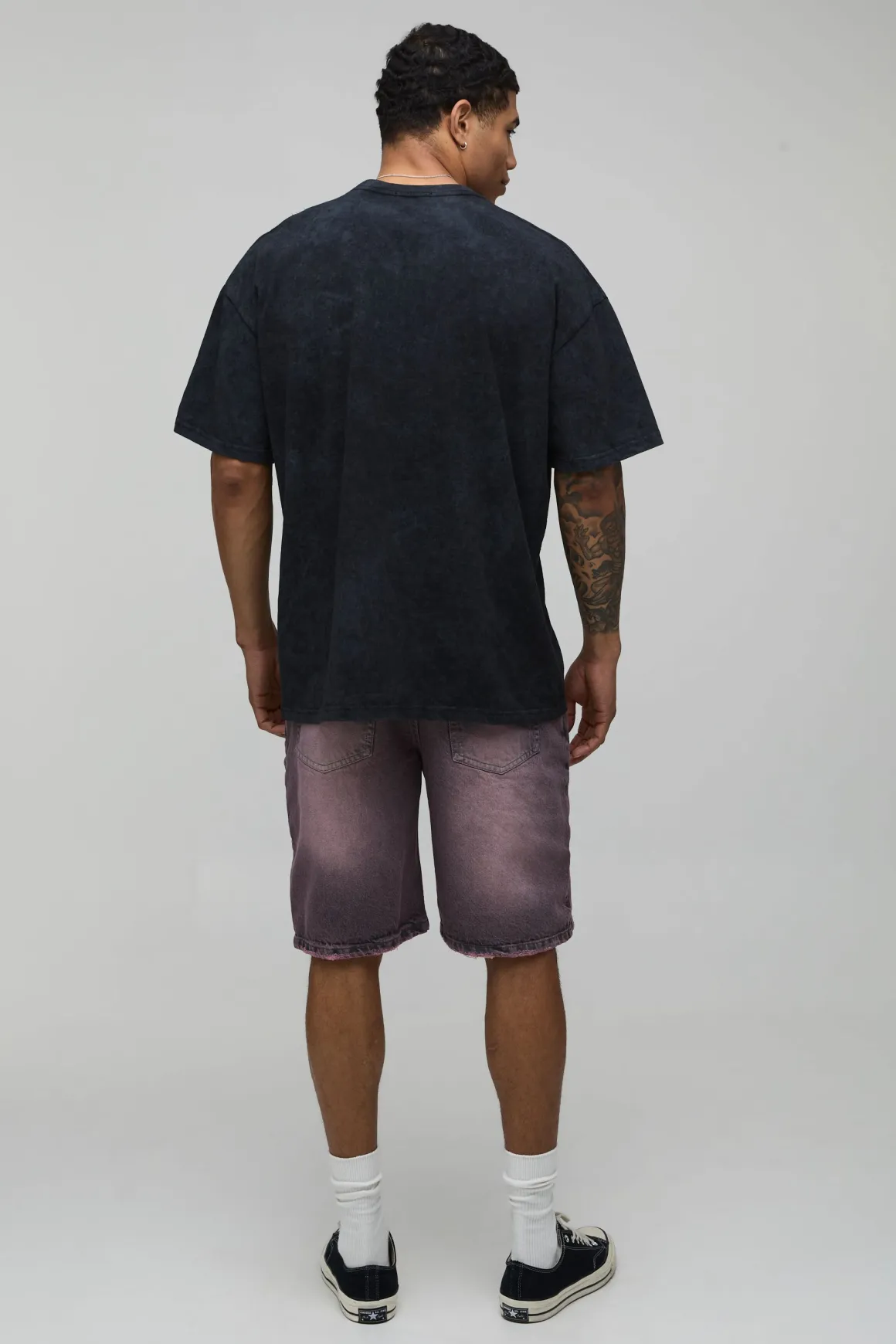T-shirt Surdimensionné Noir Délavé À L'acide Avec Imprimé Gothique Worldwide