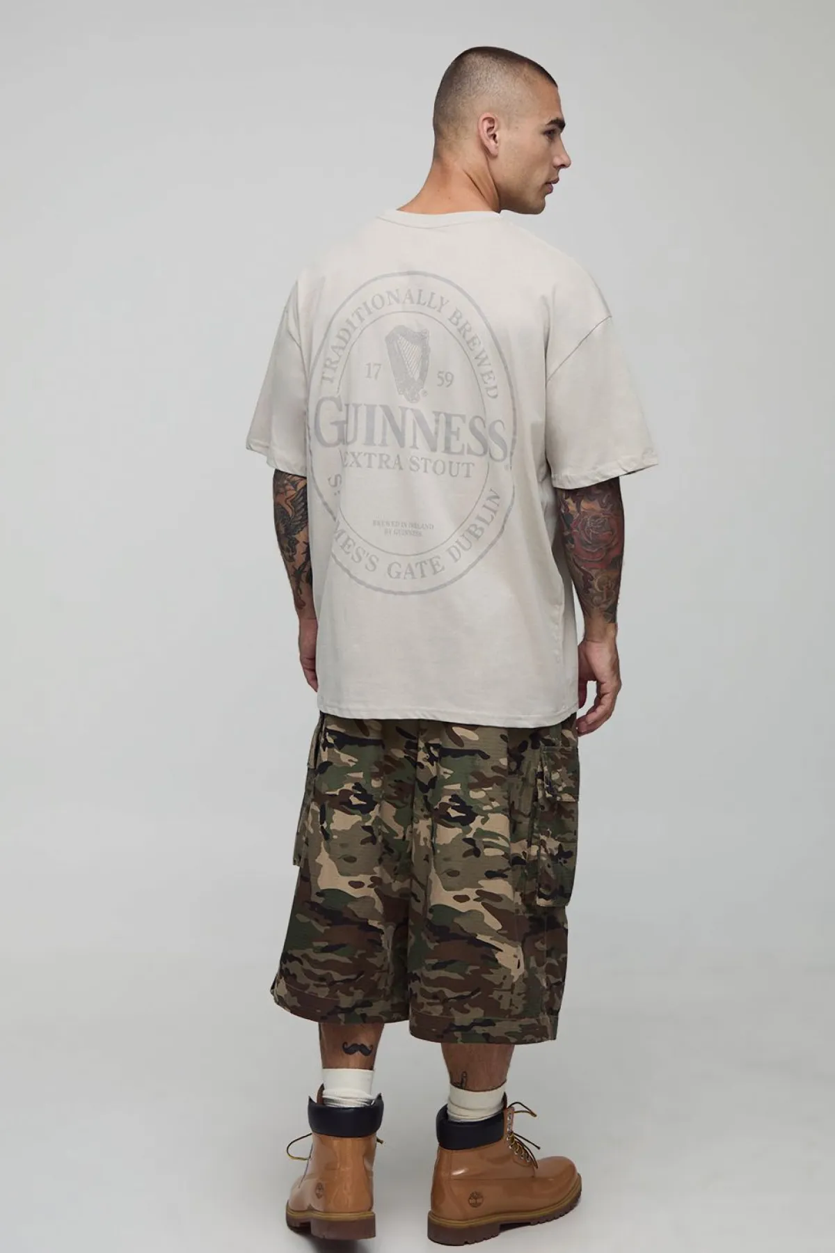 boohooMAN T-shirt surdimensionné Stone imprimé sous licence Guinness<Homme T-Shirts Impriméstendances|T-Shirts