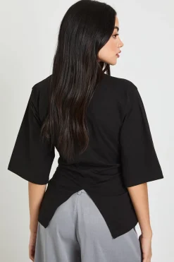 T-Shirt à Taille Cintrée et Manches Courtes