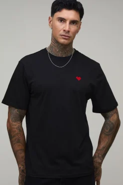 boohooMAN T-shirt Tall Coupe Regular Avec Cœur Brodé<Homme T-Shirts Tall|Tout Afficher