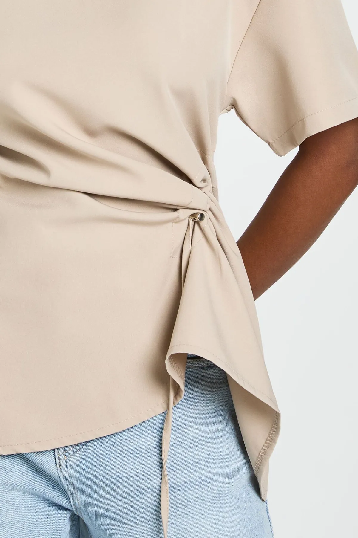 boohoo T-shirt Tissé À Fronces Latérales<Femme Tops