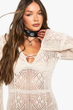 boohoo Tunique de plage en crochet à pampilles<Femme Pulls Et Gilets|Toutes Les Mailles