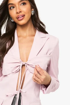 boohoo Veste ajustée à l'avant noué<Femme Blazers|Vestes & Manteaux