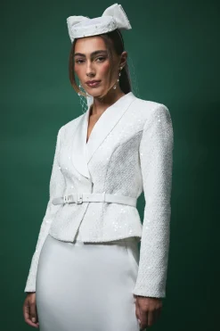 Veste Ajustée Lisa Tan en Bouclé à Sequins Avec Ceinture