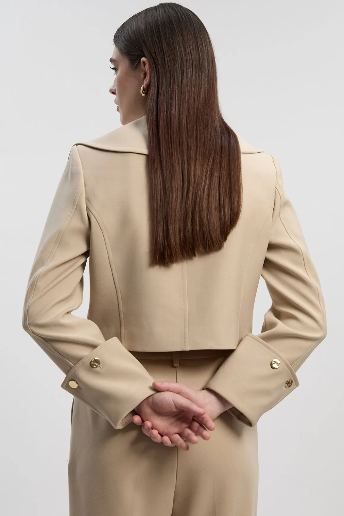 Veste Ajustée Raffinée à Détails Boutonnés