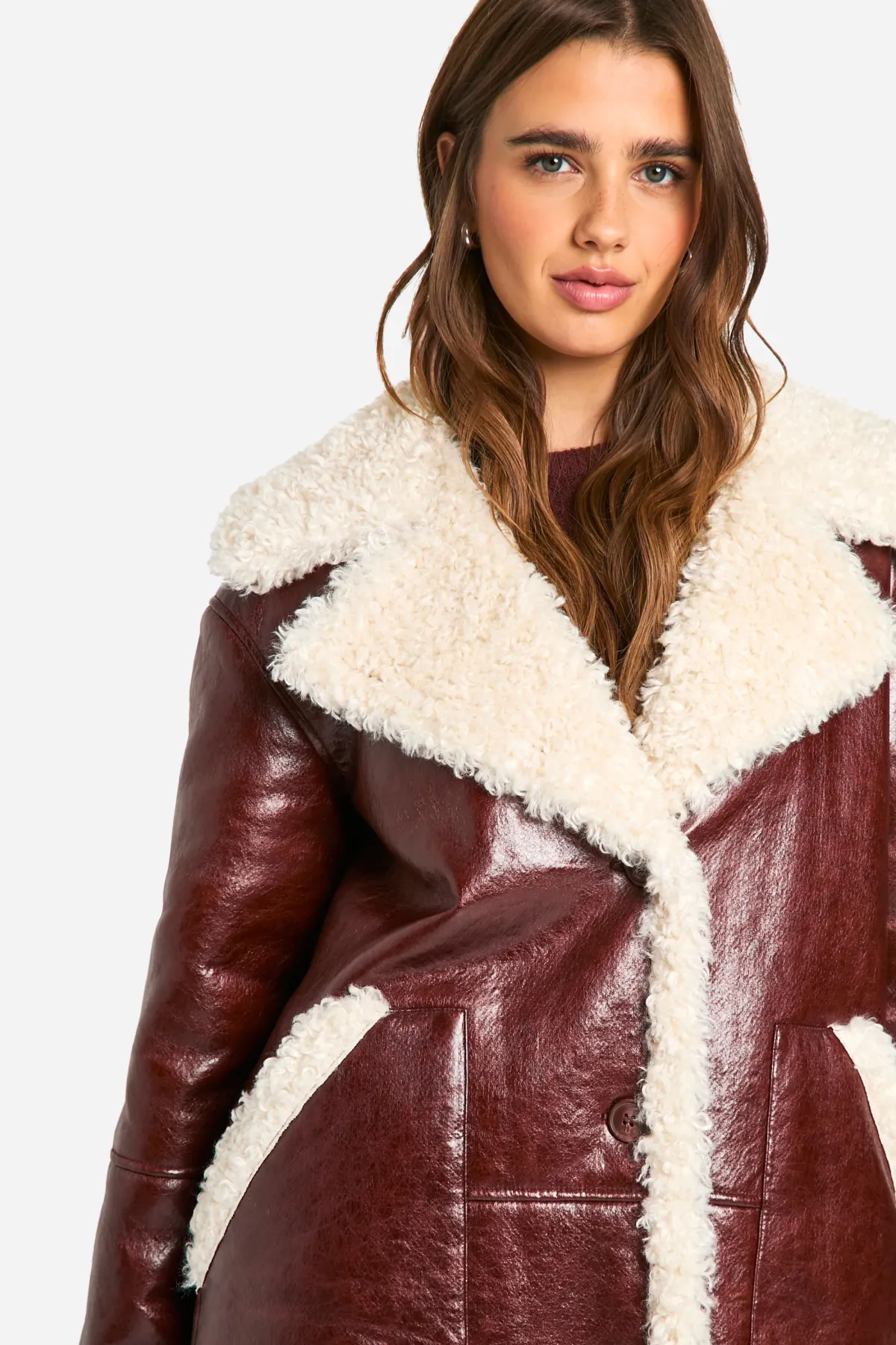 boohoo Veste aviateur longue en synthétique avec garniture teddy<Femme Vestes & Manteaux|Looks Bordeaux
