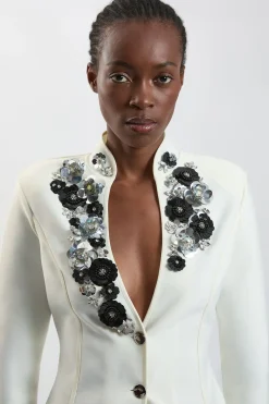 KarenMillen Veste Blazer Cintrée Ornée De Motifs Floraux<Femme Manteaux Et Vestes D’Automne|Vestes & Manteaux