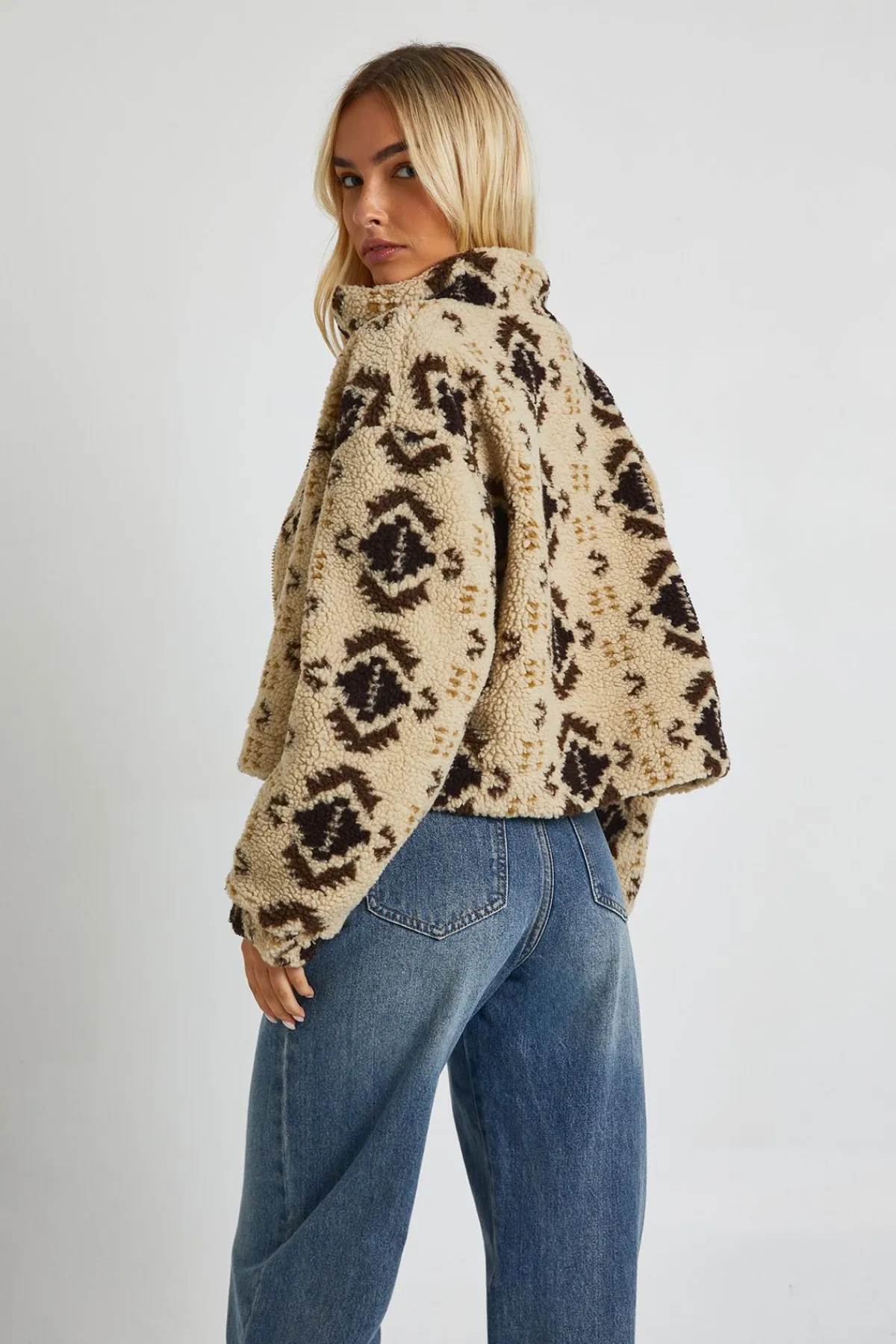 boohoo Veste bomber Aztec Teddy zippée<Femme Vestes & Manteaux|Manteaux Teddy