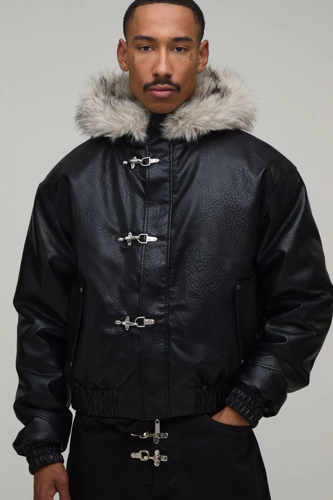 Veste Bomber À Casynthétiqueche Oversize Boxy Réversible En Synthétique Et Synthétique Avec Fermeture À Agrafe