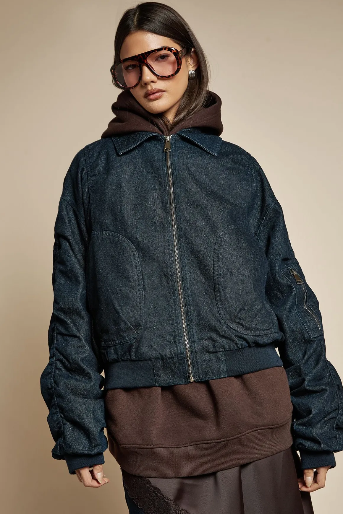 Veste bomber en denim à manches ruchées