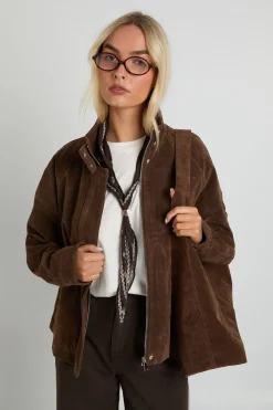 boohoo Veste bomber en faux suède<Femme Looks Chocolat|Manteaux Et Vestes D’Automne