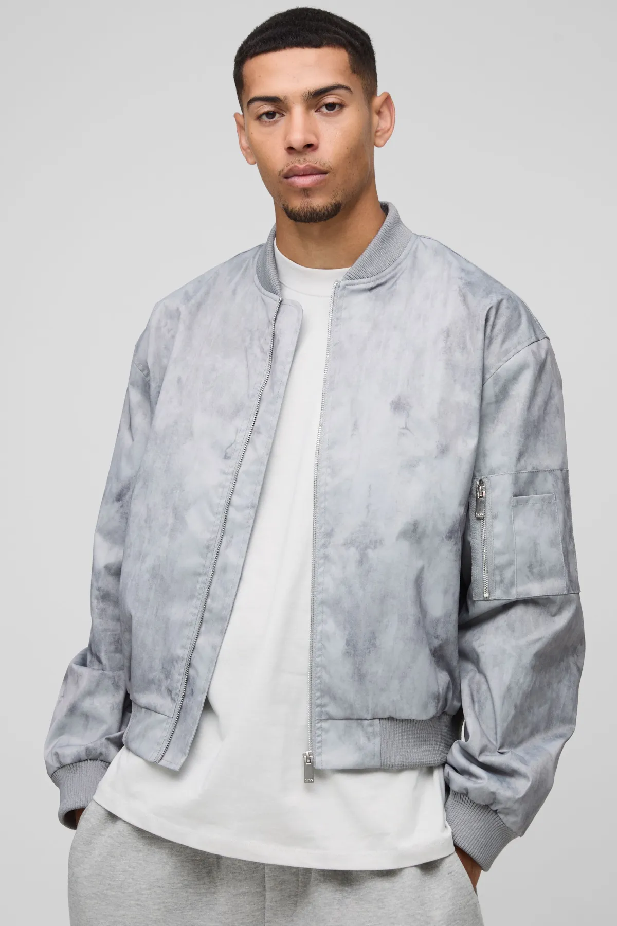 boohooMAN Veste Bomber en Nylon légère à coupe régulière, look délavé<Homme Manteaux Et Vestes
