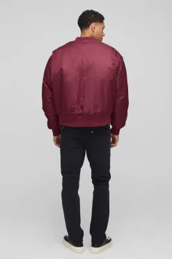 boohooMAN Veste bomber en nylon surdimensionnée, coupe boxy, ourlet incurvé<Homme Manteaux Et Vestes
