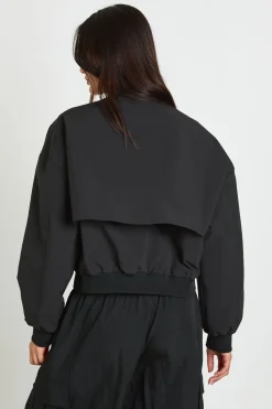 boohoo Veste Bomber Légère À Col Montant Boutonné<Femme Vestes & Manteaux|Bombers
