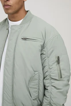 Veste bomber MA1 en nylon, surdimensionnée et carrée